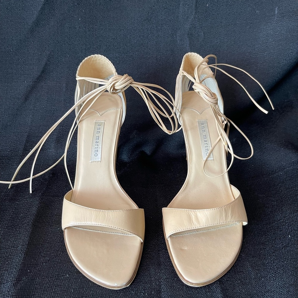 Ann Marino Tan Lace Up Heel Sandal Size 8